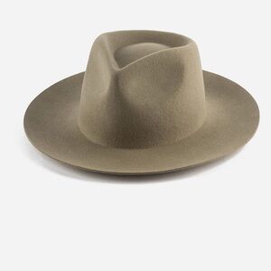 ZEPHYR RANCHER HAT. 🤍GIGI PIP